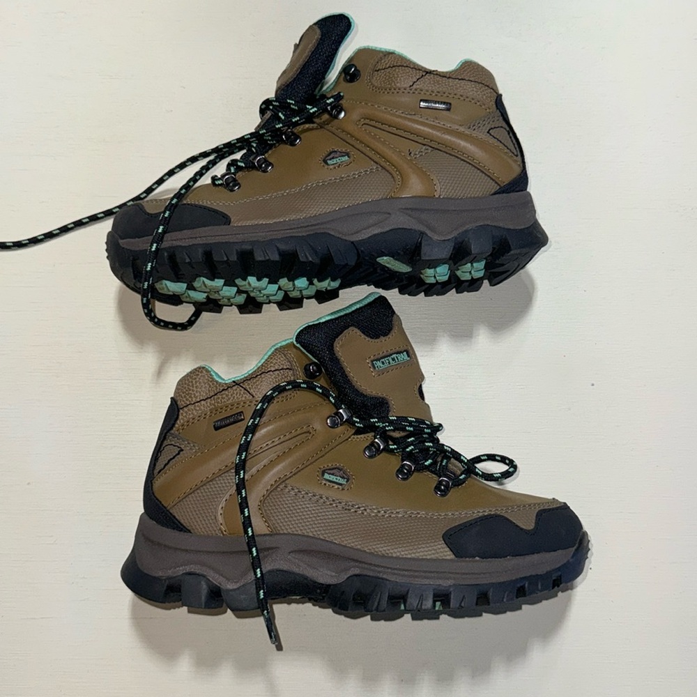 Pacific Trail Boots